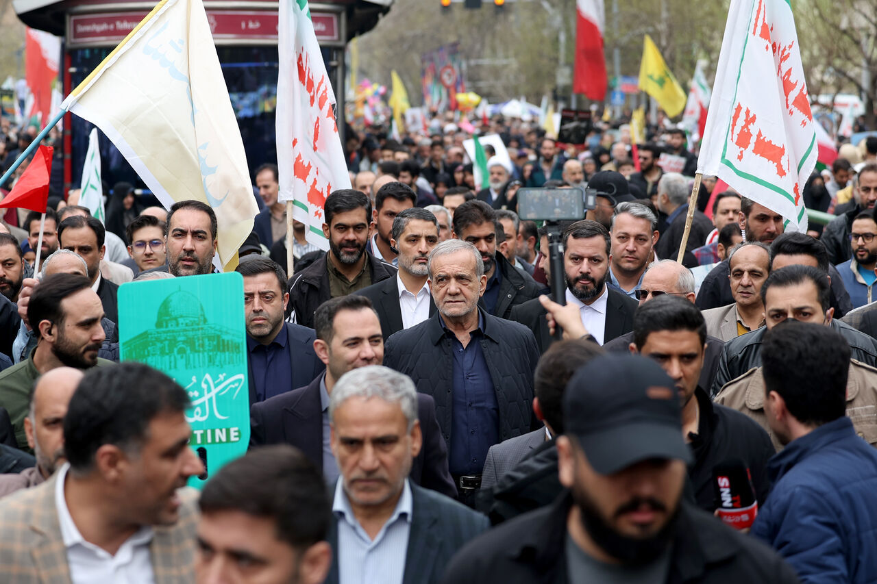  حضور دکتر پزشکیان در خروش میلیونی ملت ایران در روز جهانی قدس 