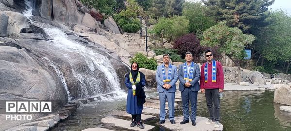 غبارروبی و تجدید میثاق با روح پاک شهدای گمنام در مشهد