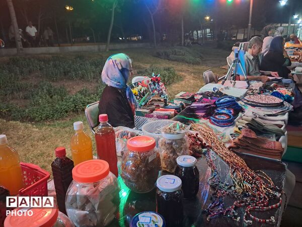بازارچه مشاغل خانگی و صنایع دستی در کرج 
