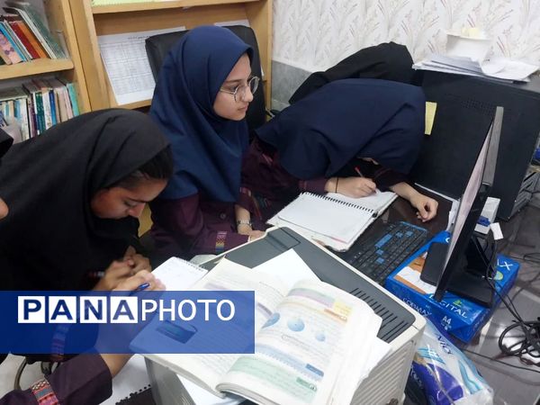 برگزاری لیگ پایا در دبیرستان عفت