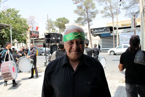 زنجیر زنی صبح عاشورا؛ خرامه در سوگ حسین(ع)