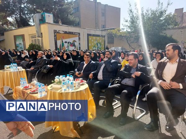 انتخابات بیست‌ و‌ چهارمین دوره شهردار مدرسه در هنرستان سمیه منطقه ۱۳