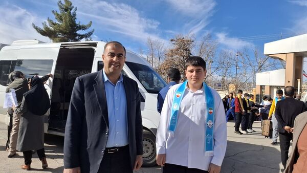 بدرقه دانش‌آموزان پسر عمره‌گذار کهگیلویه و بویراحمد 