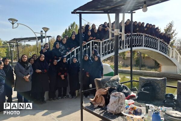  اردوی تفریحی دانش‌آموزان هیات امنایی فرزانگان در دهکده تفریحی