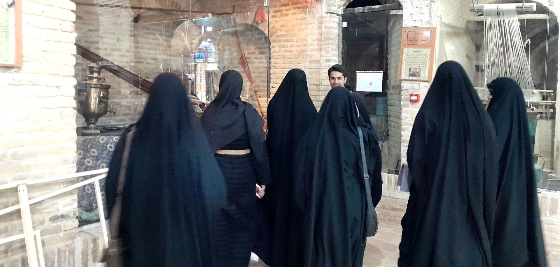 بازدید خبرنگاران پانا جلگه رخ از مجموعه گردشگری قطب الدین حیدر و رباط طبسی 