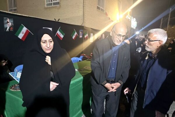 بازدید مدیرکل آموزش و پرورش استان از موکب‌های فرهنگیان و دانش‌آموزی ناحیه دو یزد
