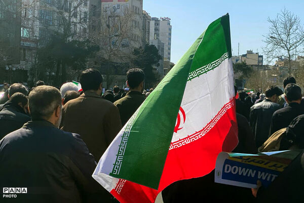  راهپیمایی اقتدار بعد از نماز جمعه - مصلای تهران