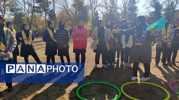 اردوی تمشک ویژه دانش‌آموزان ناحیه یک مشهد