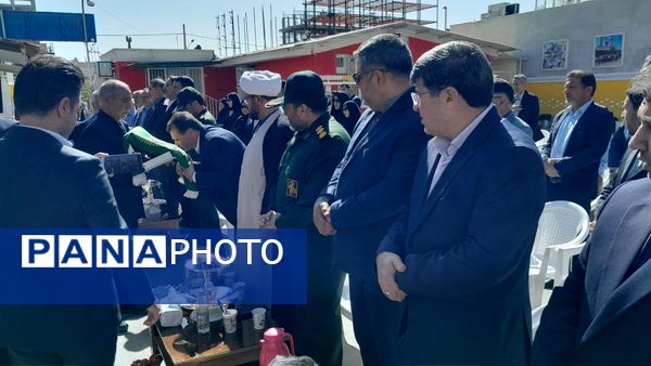 آیین نواختن " زنگ سپاس معلم "  در تربت حیدریه