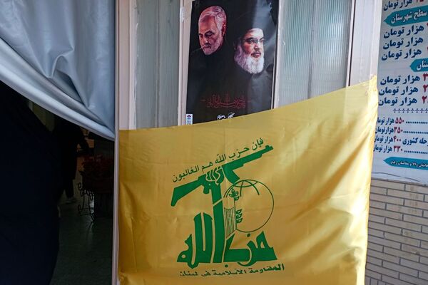 تجلیل از فرمانده واحد بسیج دانش‌آموزی دبیرستان فرزانگان قوچان 