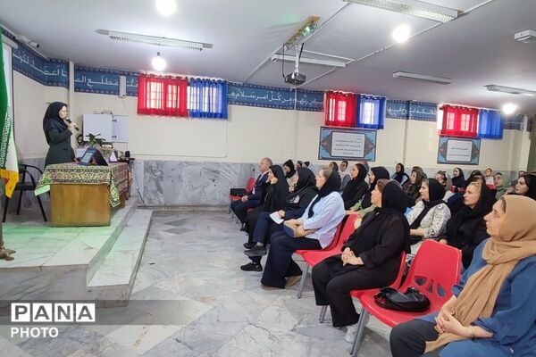 از نیمکت‌های مدرسه تا ماندگاری در تاریخ؛ مهر با یاد دانش‌آموزان میناب