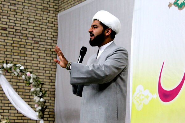 جشن چتری برای آرامش در شهر درق
