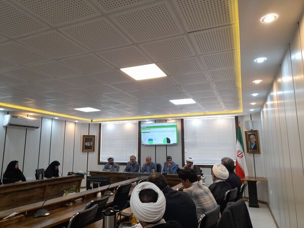نخستین جلسه مشورتی نماز در ناحیه سه مشهد مقدس
