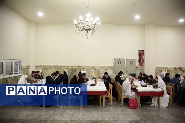 جشن ازدواج ۶۵۰ زوج دانشجوی دانشگاه‌های قم در سالروز میلاد جوادالائمه(س)