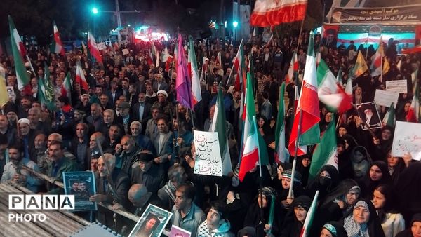 نورآباد میزبان هفتاد و چهارمین موج تجمعات بیعت با رهبری 
