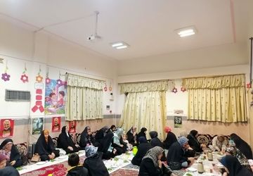 دانش‌آموزان دبستان شهید جلالی مهمان سفره خدا شدند