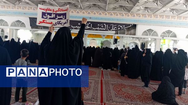 نماز جمعه ای با رنگ خون شهید در کاشمر