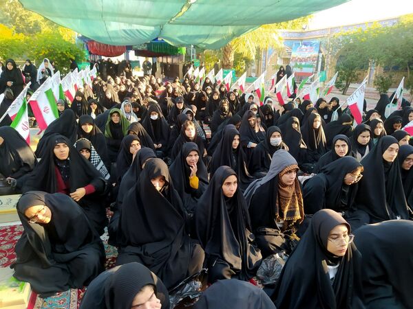 اردوی راهیان نور دانش‌آموزان ناحیه 2 قم