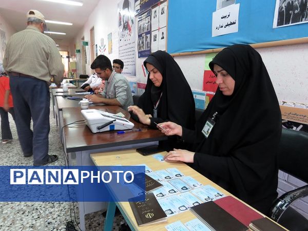حضور پرشور مردم شهر درق در انتخابات چهاردهمین دوره ریاست‌جمهوری