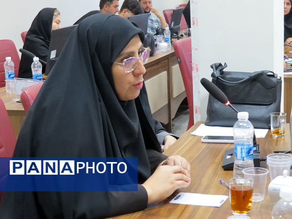 برگزاری شورای معاونان آموزش و پرورش با حضور استاندار 