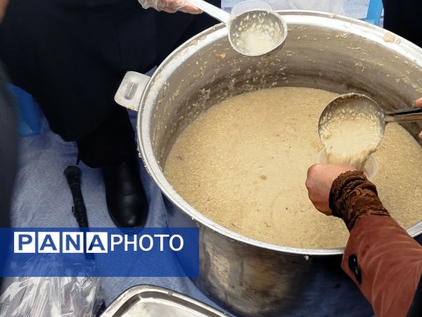 آوای عطر آگین دعای ندبه در گلزار شهدای شهر بن پیچید