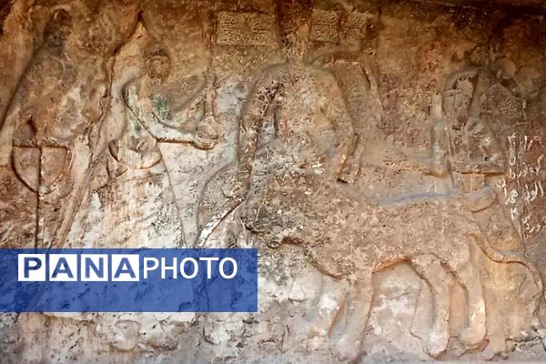 نقش برجسته تیمور از آثار باستانی در شهر کازرون 