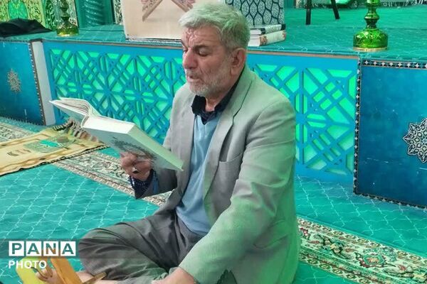 اقامه باشکوه نماز وحدت‌آفرین جمعه در فیروزکوه