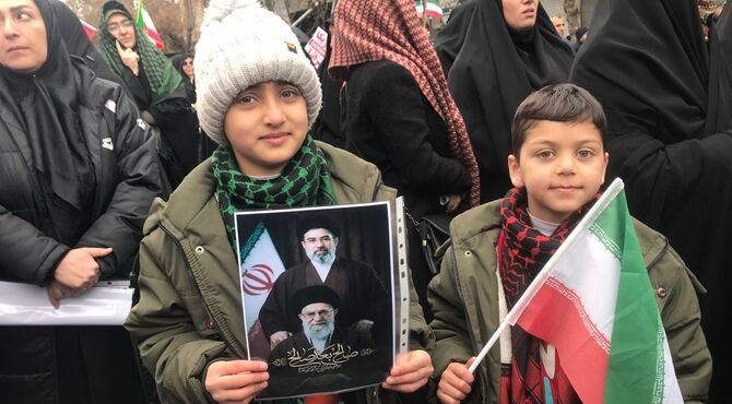 اجتماع بیعت مردم میاندوآب با آیت الله سید مجتبی خامنه ای