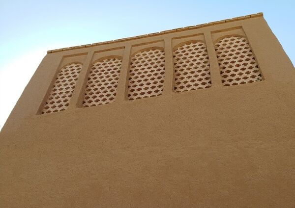 بازدید دانش‌آموزان میبدی از بافت سنتی شهرستان 