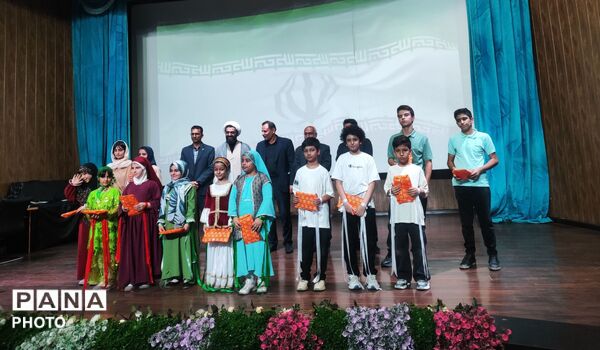 مراسم یادبود  امام مجاهد شهید در کانون فرهنگی و تربیتی رشد ناحیه 3 کرج