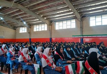 همایش یاوران انقلاب در شهرستان عنبرآباد