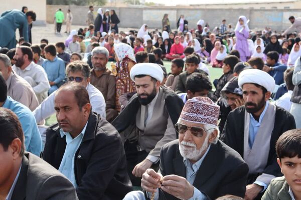 حضور پرشور شیعه و سنی دهستان رمشک در یوم‌الله ۲۲ بهمن