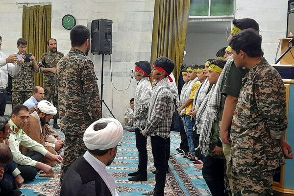 تقدیر و تجلیل از سربازان بسیجی و آتش‌نشانان شهریار به مناسبت روز سرباز و آتش نشان 