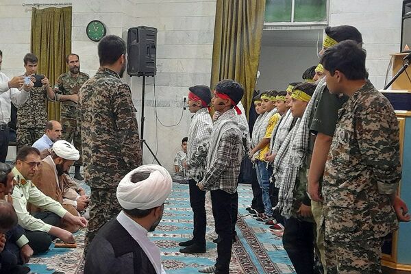 تقدیر و تجلیل از سربازان بسیجی و آتش‌نشانان شهریار به مناسبت روز سرباز و آتش نشان 