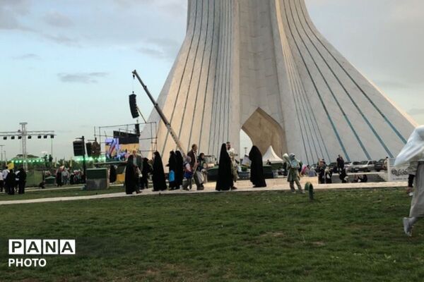 شور غدیر در میدان آزادی؛ پایتخت غرق در جشن ولایت
