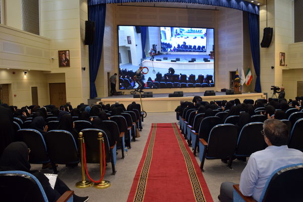 مراسم گرامیداشت مقام معلم و تجلیل از طلایه‌داران تعلیم و تربیت منطقه ۱۴ 