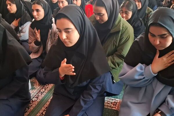  مراسم شهادت حضرت فاطمه زهرا(س) در مدارس بهارستان‌دو