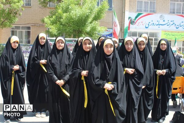 زنگ سپاس معلم در فاروج به صدا در آمد 