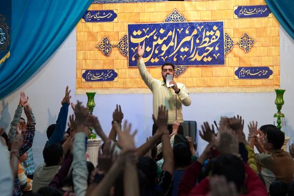 اعتکاف به رنگ خدا ۴؛ دانش‌آموزان یزدی به مهمانی خدا رفتند