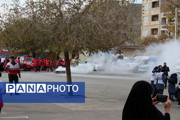 آیین متمرکز استانی مانور سراسری زلزله در دبیرستان اهل بیت (ع)  استان البرز