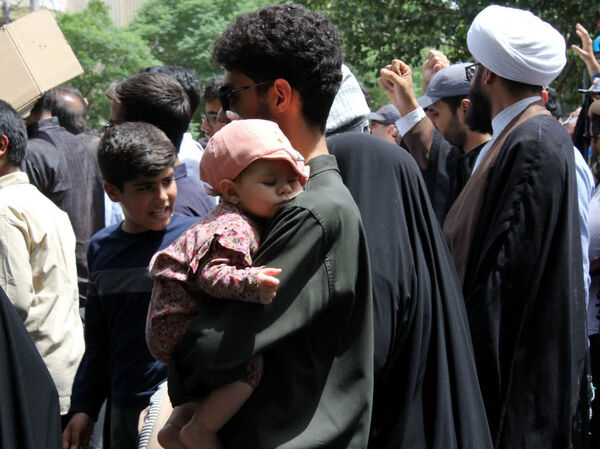 راهپیمای جمعه خشم و نصر در قم