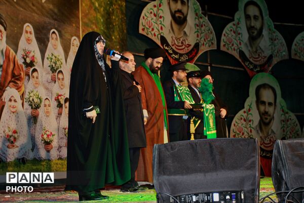 جشن میلاد حضرت معصومه (س) و روز دختر در سبزه میدان زنجان