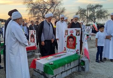 دیدار نماینده ولی فقیه در هرمزگان با خانواده شهدای حادثه تروریستی میناب