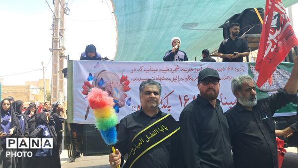 برپایی موکب‌ «جاماندگان عشاق الحسین» سازمان دانش‌آموزی یزد در نجف‌آباد