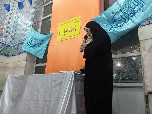 اجرای برنامه هایی زیبا و شاد برای کودکان در شهرستان کاشمر 