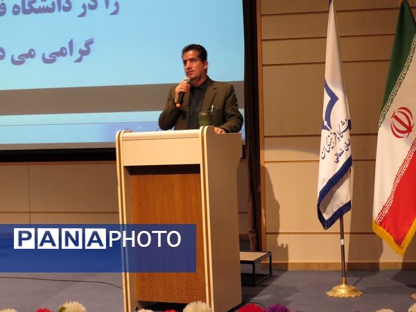 دیدار مشاور وزیر در امور زنان با دانشجویان دانشگاه فرهنگیان 