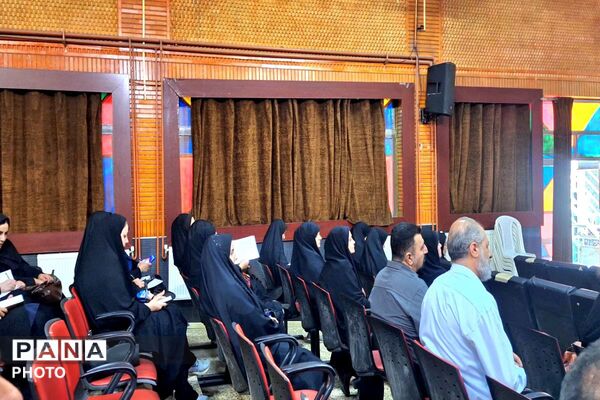 توزیع اقلام ورزشی شهرستان ورامین