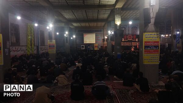 مراسم شب ۱۹ ماه رمضان در مسجد جامع نیشابور 