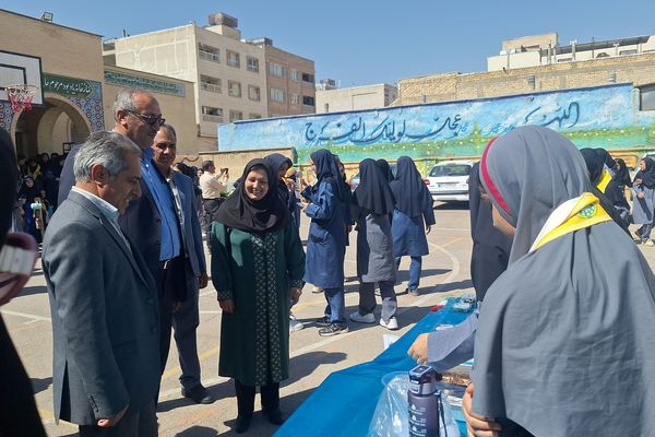 بازارچه‌ای به نیت مهرورزی 