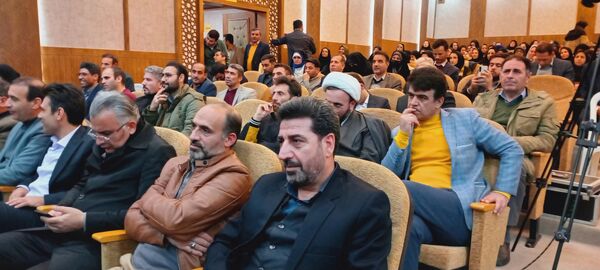 نشست وزیر آموزش و پرورش با مدیران مدارس استان